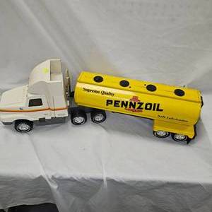 Pennzoil Semi and Delivery Trailer