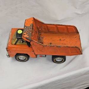 lot 199 image: Nylint 1960s Dump Truck