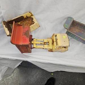 lot 216 image: Lot of Dump Truck Boxes and Dump Truck