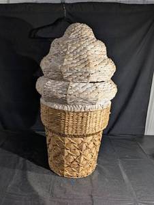 lot 44 image: Ice Cream Cone Shaped Handwoven Wicker Basket with Lid - Tall Natural Storage Decor