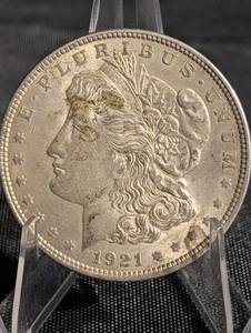 lot 49 image: 1921 Morgan Silver Dollar - United States One Dollar Coin