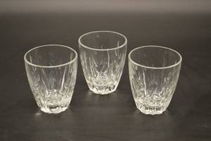 lot 60 image: Crystal Glass Tumblers - Faceted Cut Pattern (Set of 3)