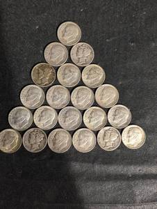 lot 101 image: Lot Of 21 90% Mercury And Roosevelt Dimes Various Dates