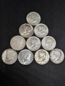 lot 120 image: Lot Of 10 1964 90% Silver Kennedy Half Dollars
