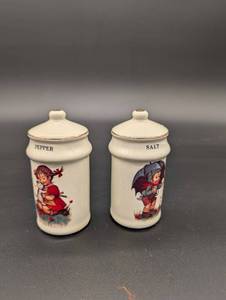 lot 245 image: Pepper & Salt Shaker Set - Vintage Ceramic Ivory with Child Illustration