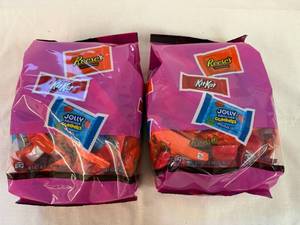 lot 200 image: MM. 2x Party Size Mix of Reeses, KitKat & Jolly Rancher Gummie Minis