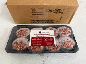 lot 156 image: C. 4x 12oz Good & Gather Orignal Breakfast Sausage Patties