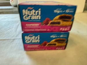 lot 35 image: 2x 16ct Nutri Grain Bars-Raspberry
