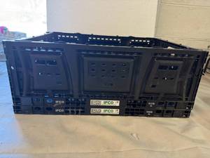 lot 1 image: 2x Plastic Collapsible Crates 23x15x8