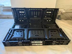 lot 5 image: 2x Plastic Collapsible Crates 23x15x8