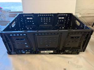 lot 8 image: 2x Plastic Collapsible Crates 23x15x8