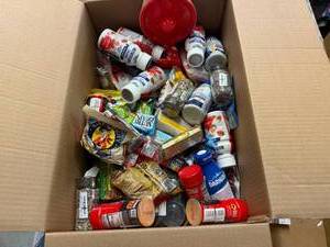 lot 98 image: Large Box Misc. FoodSnacksDrinkSeasoningsSprinkles
