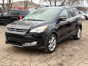 lot 2 image: 2014 FORD ESCAPE TITANIUM 118k Miles  No Accidents (NO RESERVE)