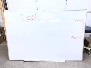 lot 18 image: 1 Quartet Mega Dry Erase Board 6 x 4
