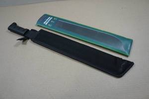 lot 11 image: Coghlans Rust-Resistant 18 Machete