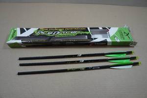 lot 29 image: Carbon Express 20 Piledriver Crossbow Bolts