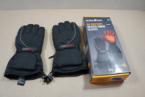 lot 61 image: Action Heat AA Battery Heated Gloves - One Size