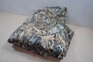 lot 74 image: 12x5 Camo Blind