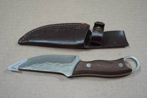 lot 131 image: Viking Knife Co 8 Rolled Carbon Steel Knife