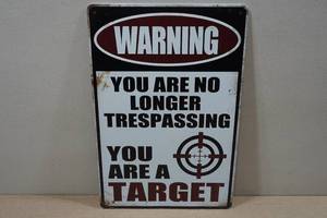 lot 146 image: Vintage Style Metal Sign - Warning
