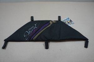 lot 169 image: Mathews Jewel Pouch