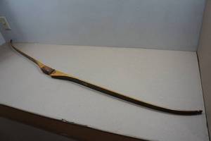 lot 192 image: Bear Cub 62 Recurve Bow