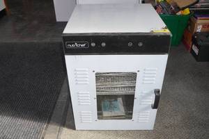 lot 50C image: Nutrichef 16-Shelf Stainless Steel Premium Food Dehydrator