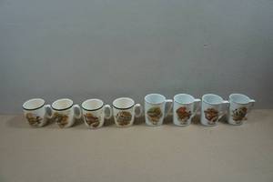 lot 213 image: Vintage Wildlife Themed Mug Sets