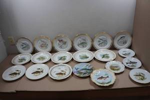 lot 214 image: Vintage Wildlife Themed Plates
