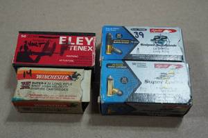 lot 275 image: Assorted .22 Ammo - LR, Short, Birdshot, SubSonic