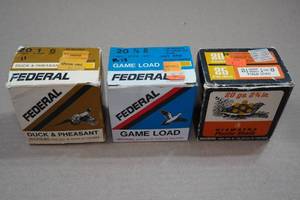 lot 328 image: 52 Assorted 20 Gauge Shotshells