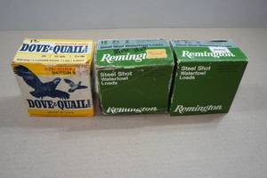 lot 329 image: 52 Assorted 12 Gauge Shotshells