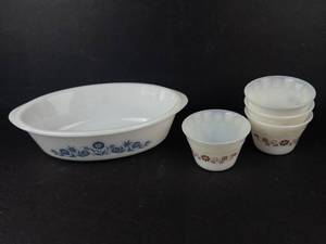 Glasbake #235 1 Qt Oval Casserole Dish w Blue Floral & Dynaware Pyr-O-Rey Milk Glass Custard Cups (Lot of 4)