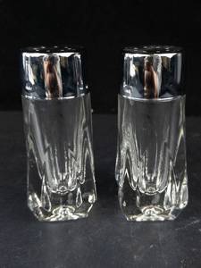 Anchor Hocking Drop Pattern Salt & Pepper Shakers - Pressed Glass with Chrome Lids (Lot of 2)