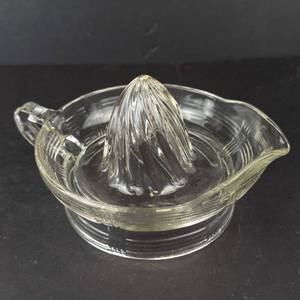 Hazel Atlas Vintage Clear Glass Citrus Juicer With Handle & Spout