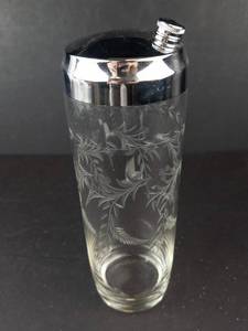Mid-Century Modern Glass Cocktail Shaker - Etched Floral Design, 9 in Tall
