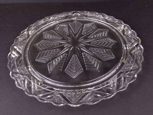Federal Glass Starburst Snowflake Pattern Footed Cake Plate - 9-Inch Clear Glass