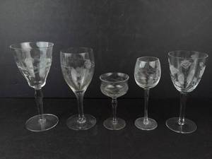 Etched Floral Wine Glasses (Lot of 5)