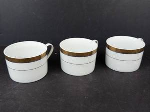 Sakura Gold Porcelain Mugs - 24K Gold Trim (Lot of 3)