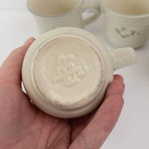 Pfaltzgraff Heirloom Mugs - 4-Pack Cream Beige Stoneware with Floral Motif