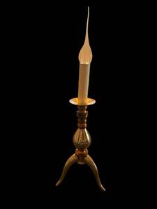 lot 6 image: Antique Small Lamp