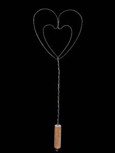 lot 11 image: Wire Heart Rug Beater - 36-Inch Long Hanging Wire Art with Wooden Weight