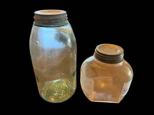lot 23 image: Ball Mason Jars - Vintage Glass with Metal Lids, Set of 2