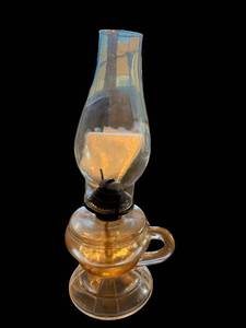 lot 38 image: Vintage Oil Lamp with Amber Glass Reservoir & Hurricane Chimney