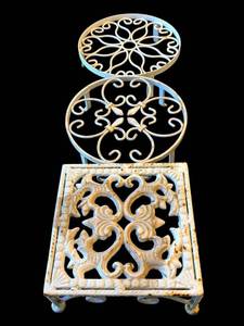 lot 43A image: 3 Wrought Iron Plant Stands