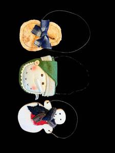 lot 50 image: Three Assorted Felt Christmas Ornaments with Hanging Loops