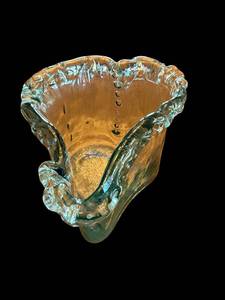 lot 72 image: Heart-Shaped Glass Bowl - 5x5  Ruffled Edge