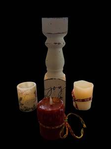 lot 87 image: Joy Decorative Candle Set with Pedestal - Distressed White Rustic