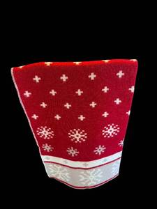 lot 92 image: Wool Throw Blanket 50x65 Inches - Red Snowflake Pattern