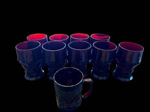 lot 157 image: Ruby Red Glass Mugs - Diamond Pattern, Red Interior - 10-Piece Set